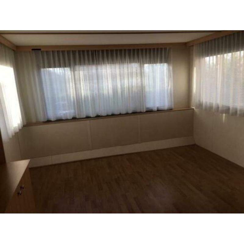 Muller Batavier stacaravans twee stuks 8x3,5
