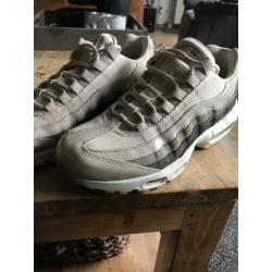 Hele mooie nike air Max in maat 42!