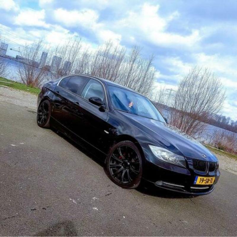 ?• BMW 3 Serie 3.0 D 330d nieuwe apk ! NAP, Xenon, navi •?