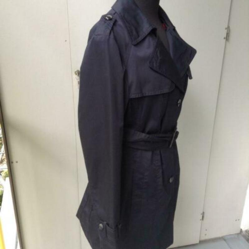 Dames trenchcoat 44