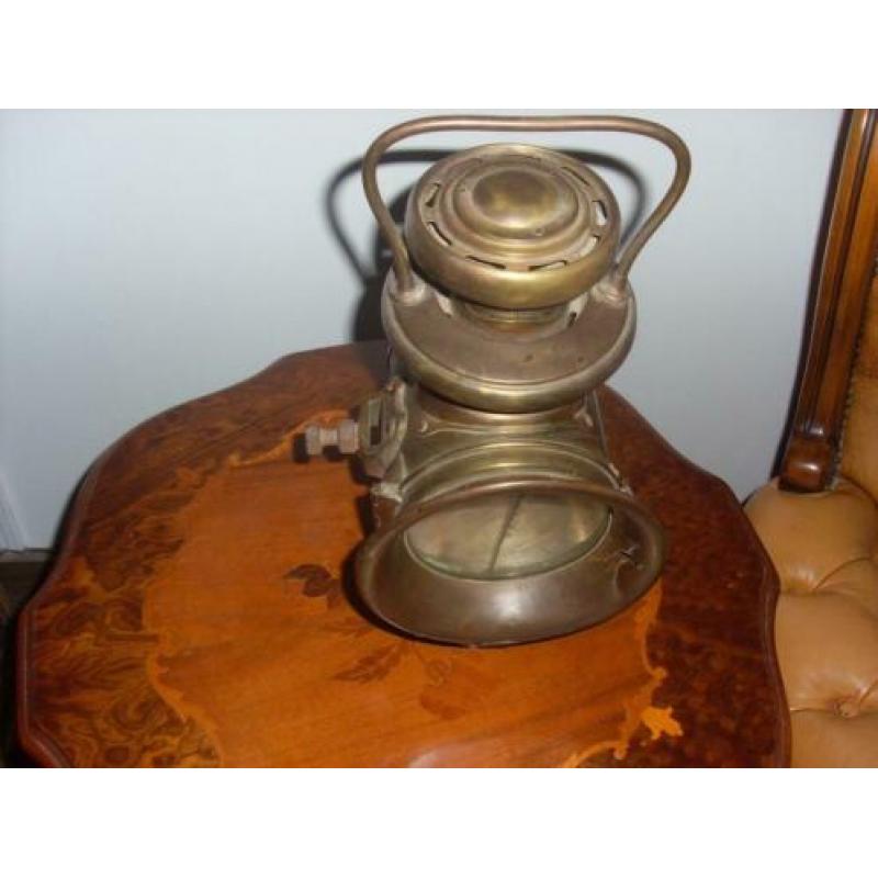 antiek motor lamp