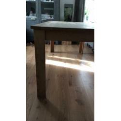 Eiken eettafel en 2 salontafels