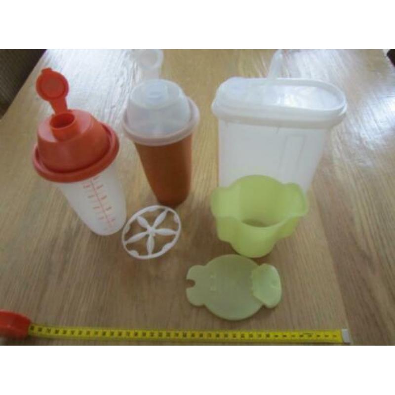Tupperware milkshaker shaker , 2 stuks met voorraad kan