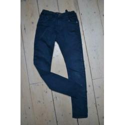 Super gave skinny broek van Zara mt 140, als nieuw!!