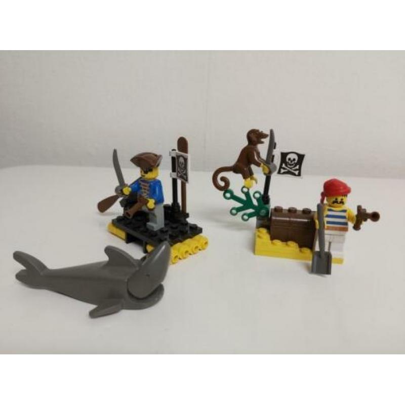 LEGO Pirates set: 6234 + 6235