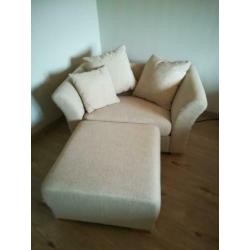 Sofa met poef