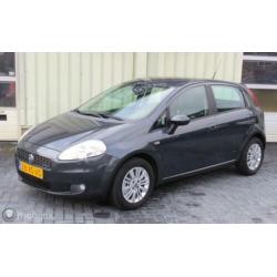 Fiat Grande Punto 1.9 JTD Emotion, 6 bak, 120 PK, Climate/ C