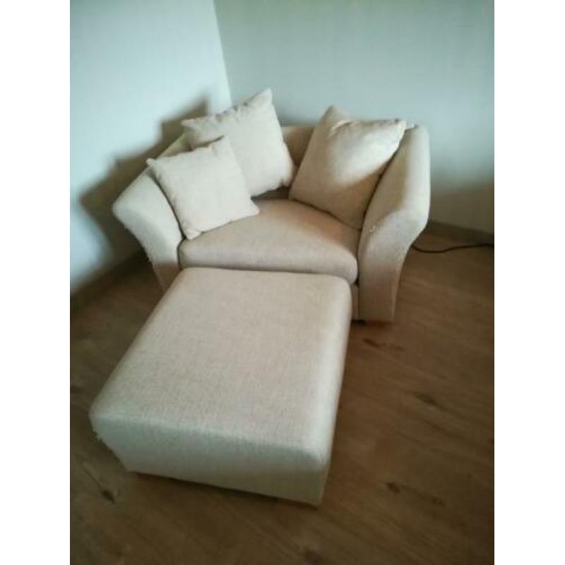 Sofa met poef