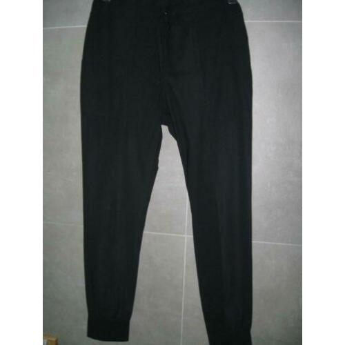 Zwarte travelpant.Merk: Twenty 5 Amsterdam.Maat large