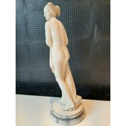 Schitterend beeld dame 40cm hoog !