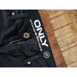 Zwarte korte jeans maat 27