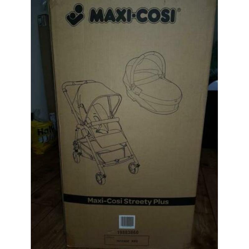 Maxi cosi streety plus kinderwagen combinatie