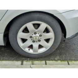 BMW 116i zilvergrijs slechts 152.000 km nieuwe banden, APK,