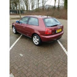 Audi A3 1.6 74KW 3D 2000 Rood