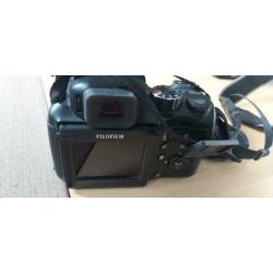 Bridge camera Fuji S100FS