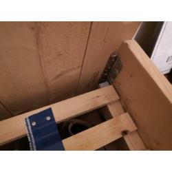 Tweepersoons steigerhouten bed 140 bij 200