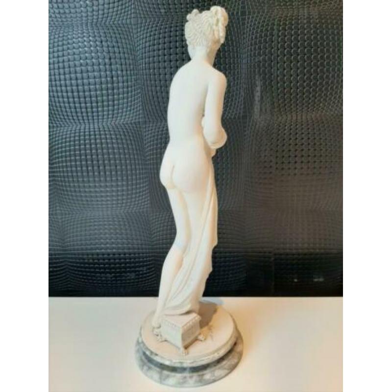 Schitterend beeld dame 40cm hoog !