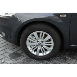 Fiat Grande Punto 1.9 JTD Emotion, 6 bak, 120 PK, Climate/ C