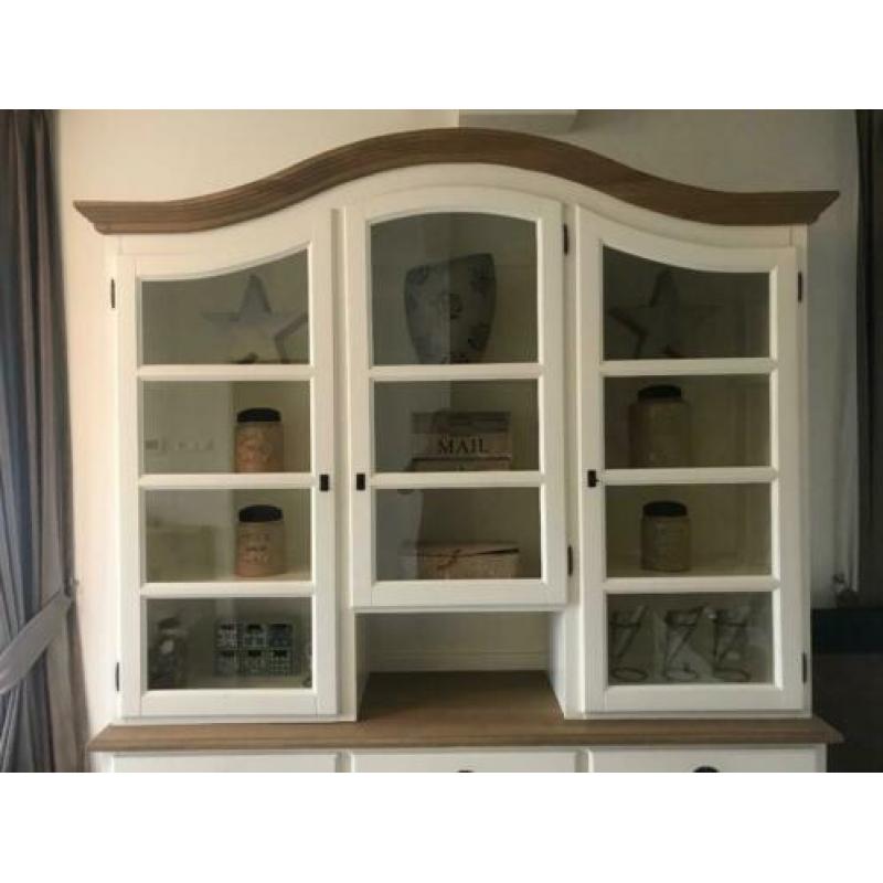 Servies kast te koop