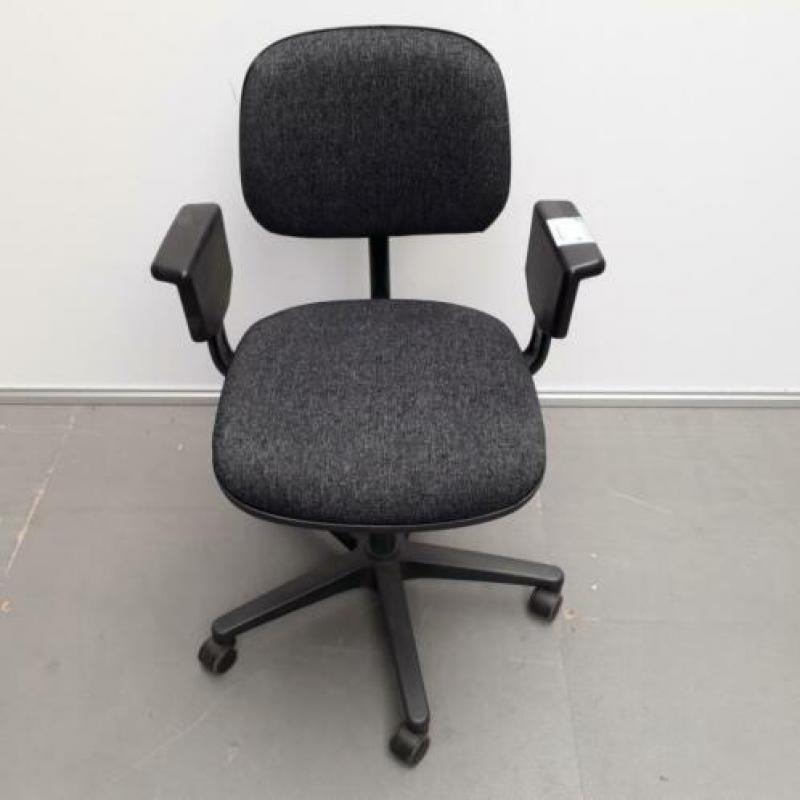 Ahrend - bureaustoel - nieuwe zwarte stof