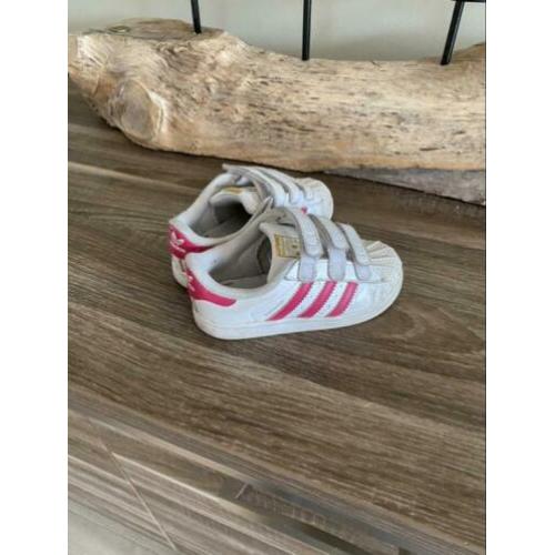 Adidas superstar maat 24