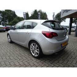 Opel Astra 1.4 Turbo 141PK Sport, Nav,18inch comfortstoelen,
