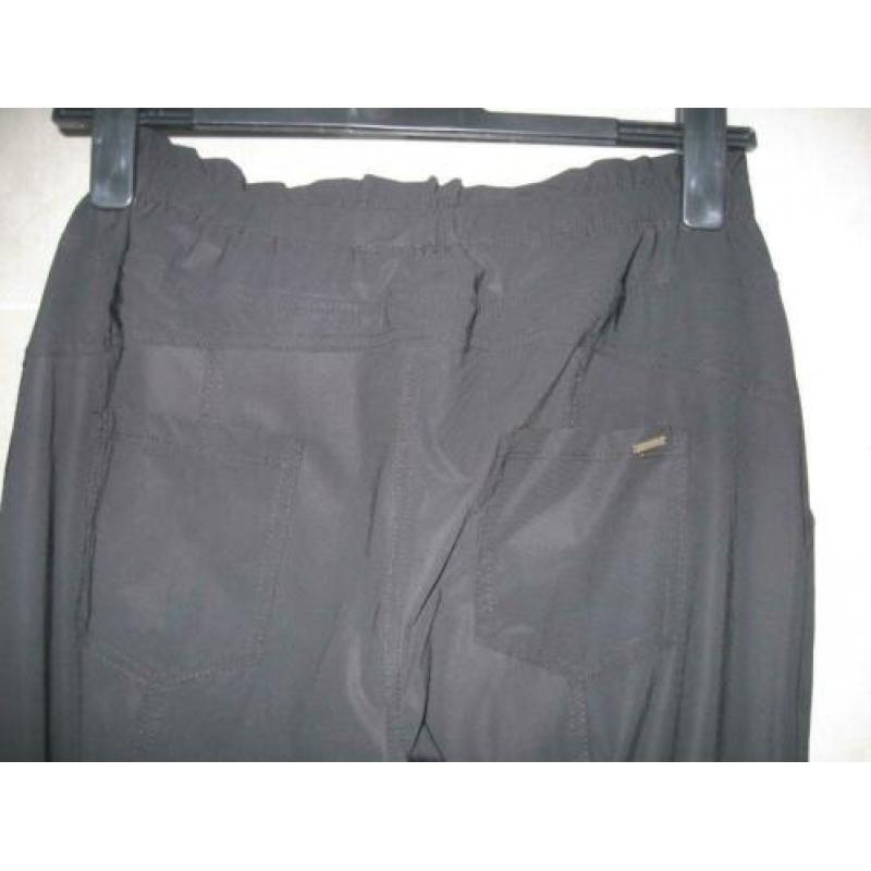 Zwarte travelpant.Merk: Twenty 5 Amsterdam.Maat large