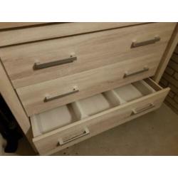 ladekast / commode zgan