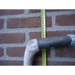 1 ) Stevige eiken wandelstok