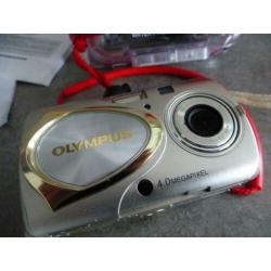 Olympus Stylus 410 Digital met onderwaterhuis en toebehoren