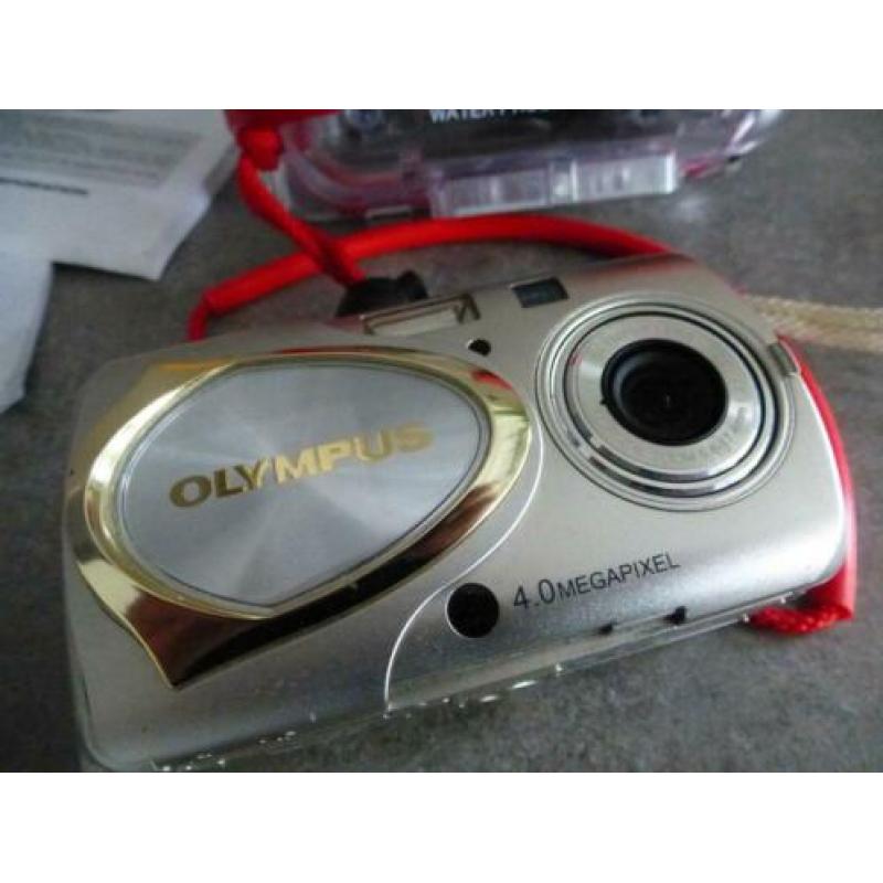 Olympus Stylus 410 Digital met onderwaterhuis en toebehoren