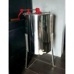 Nieuwe honingslinger 4 of 8 raams