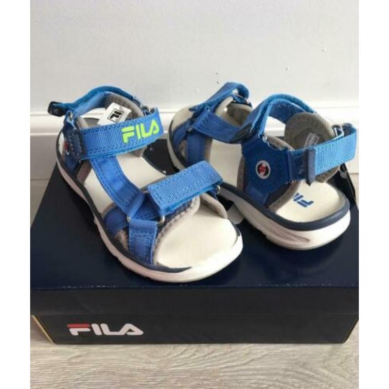 NIEUW: Mooie sandalen FILA, maar 27
