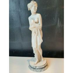 Schitterend beeld dame 40cm hoog !
