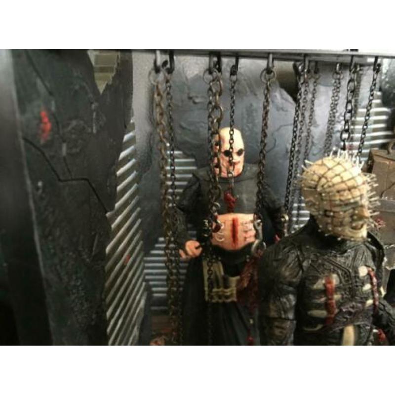 Hellraiser Cenobite Lair Neca