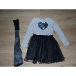 Mooie jurk maat 134 met glitter maillot