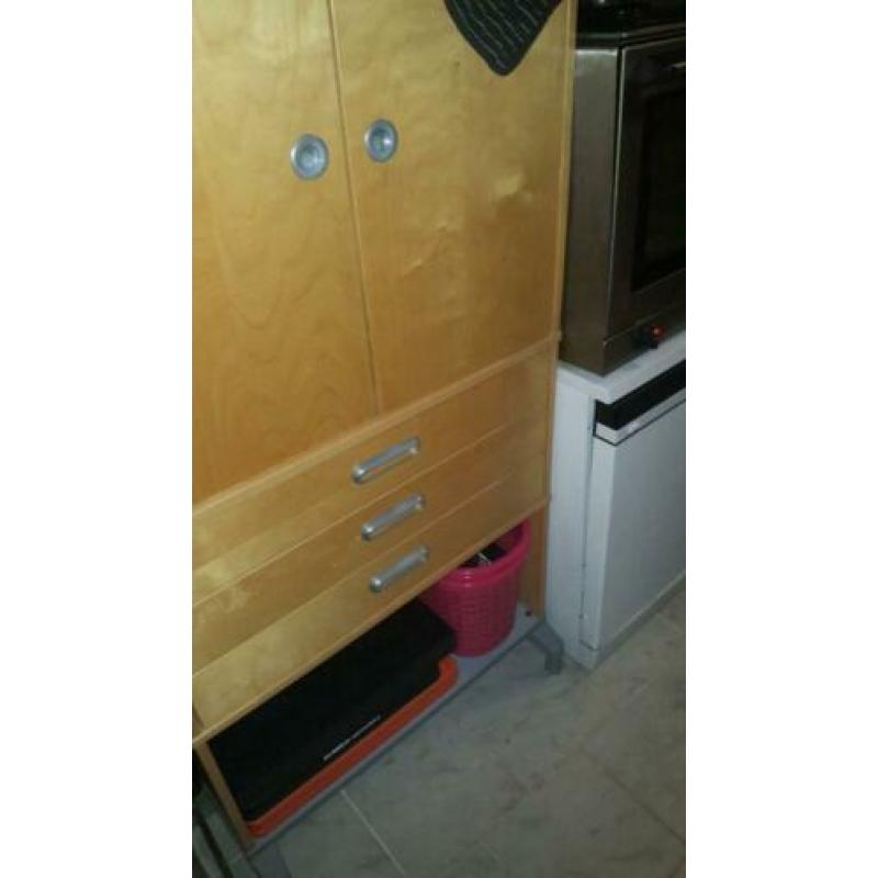 Te koop inboedel heel veel alles in een koop