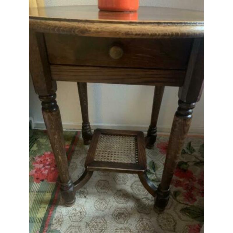 Leuk Vintage Bijzet/ Salon Tafeltje met Rotan