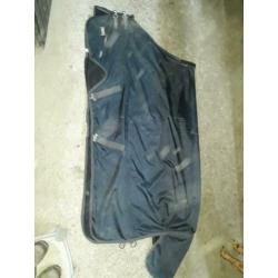 Eskadron outdoor deken met hals maat 6,3 inch / 191cm