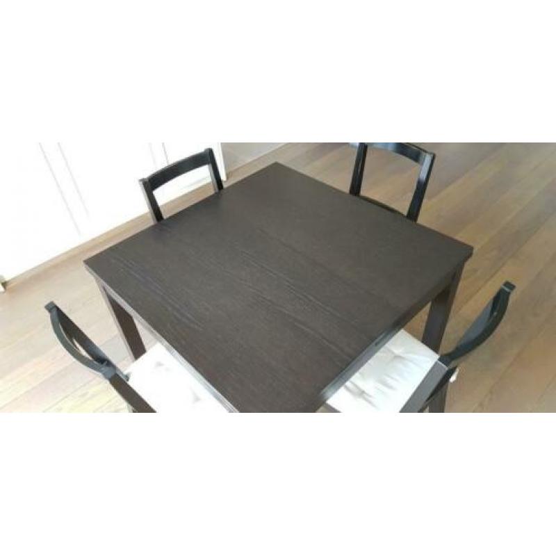 IKEA Bjursta tafel met 4 stoelen
