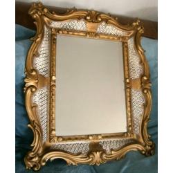 Brocante spiegel wit met gouden accenten