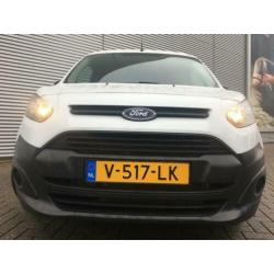 Ford Transit Connect Auto rijdt, vraag naar de exacte km sta