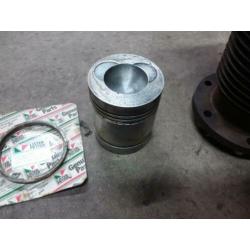 Lister Petter PH cylinder met zuiger en kop