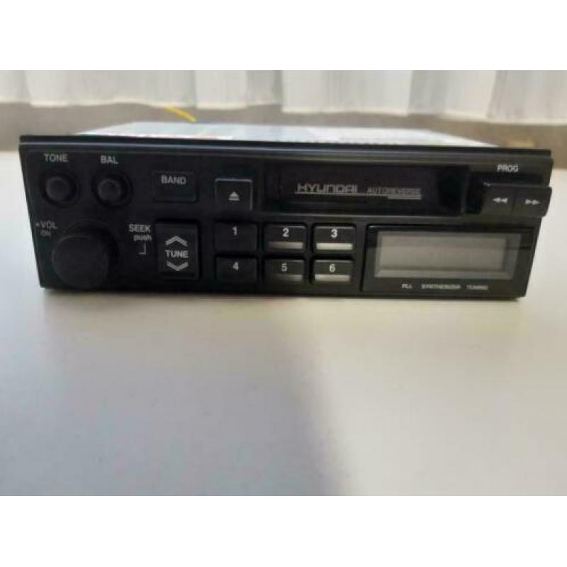 Auto cassette radio