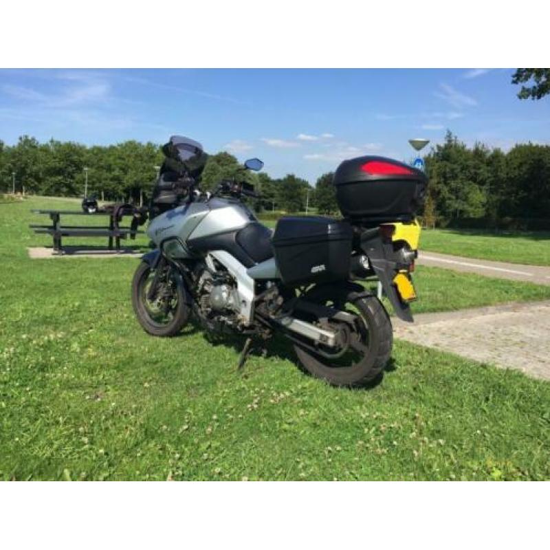 Givi kofferrek met Givi E22 kofferset DL 650 V-STROM 04-11