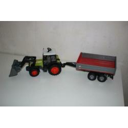 Bruder tractor Claas met kar