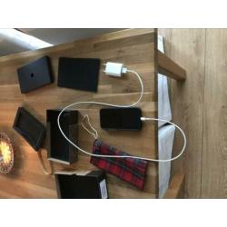 iPhone 5 16 GB met abonnement erop vanwege omstandigheden