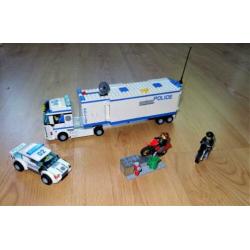 Lego City 160044 Politie truck / Mobiele Commandopost.