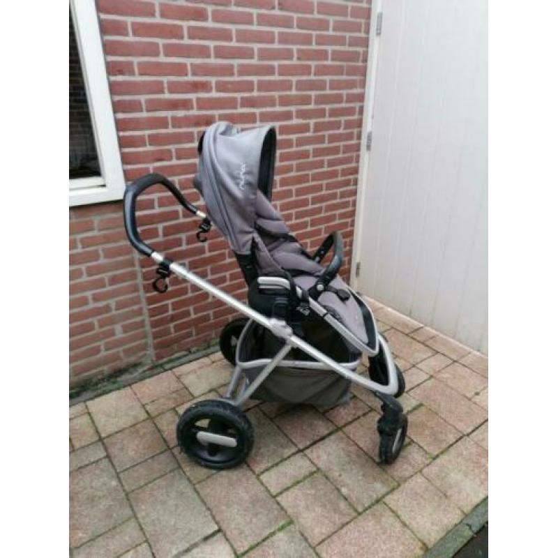 combinatie kinderwagen. Nuna Ive