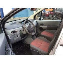 Renault Modus 1.6-16V AUTOMAAT Dynamique 5-DEURS, AIRCO, CRU